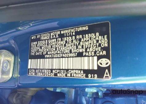 2015 Toyota Yaris Le z USA, uszkodzony, nr VIN VNKKTUD32FA029957